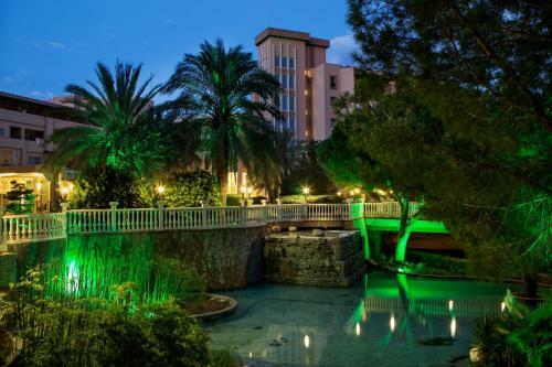 Hotel Crystal Tat Beach Golf Resort & Spa