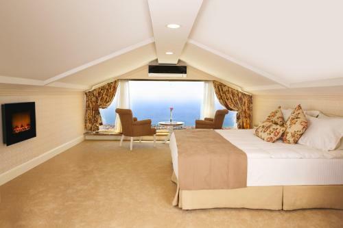 Rezone Health & Oxygen Hotel