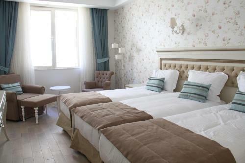 Rezone Health & Oxygen Hotel