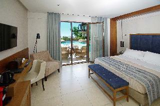 Hotel Mediterranean Village