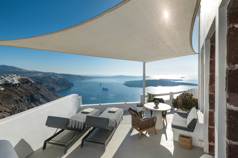 Hotel Aqua Luxury Suites