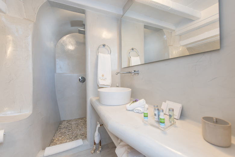 Hotel Aqua Luxury Suites