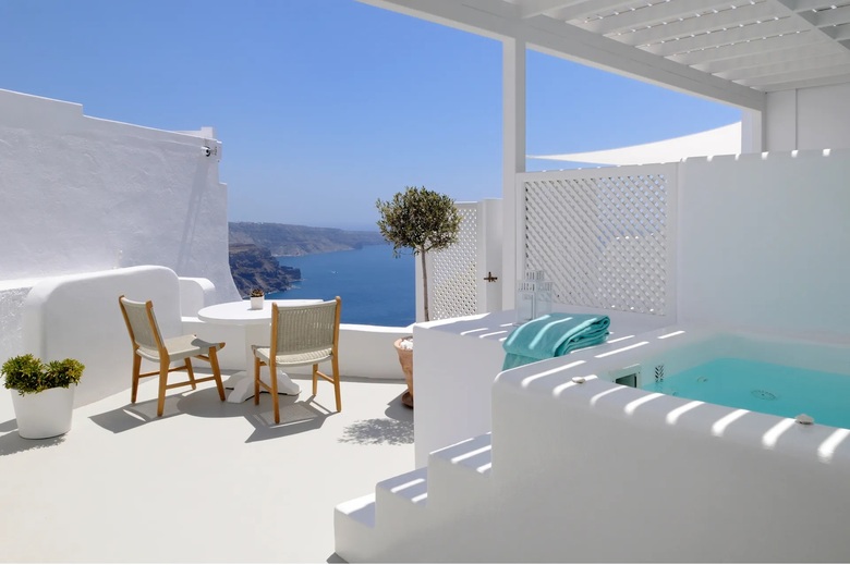 Hotel Aqua Luxury Suites