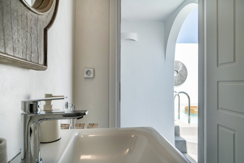 Hotel Aqua Luxury Suites