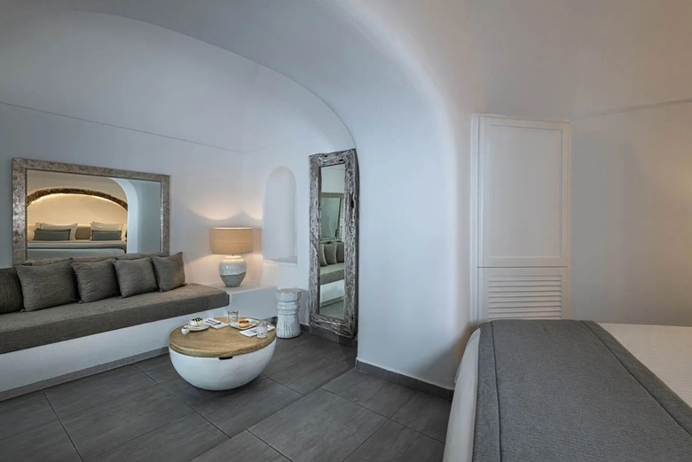 Hotel Aqua Luxury Suites