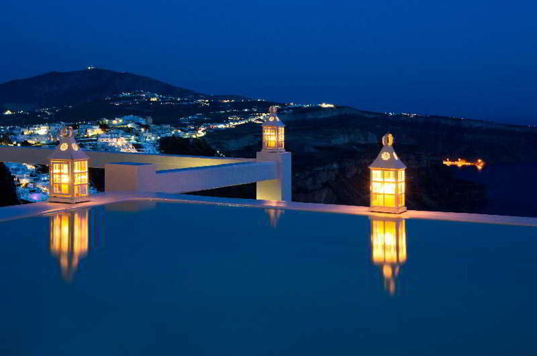 Hotel Aqua Luxury Suites