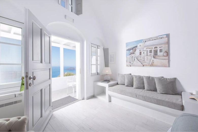 Hotel Aqua Luxury Suites