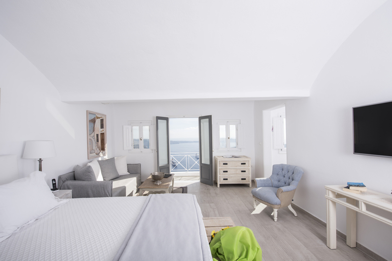 Hotel Aqua Luxury Suites