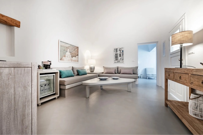 Hotel Aqua Luxury Suites