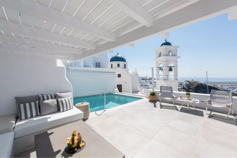 Hotel Aqua Luxury Suites