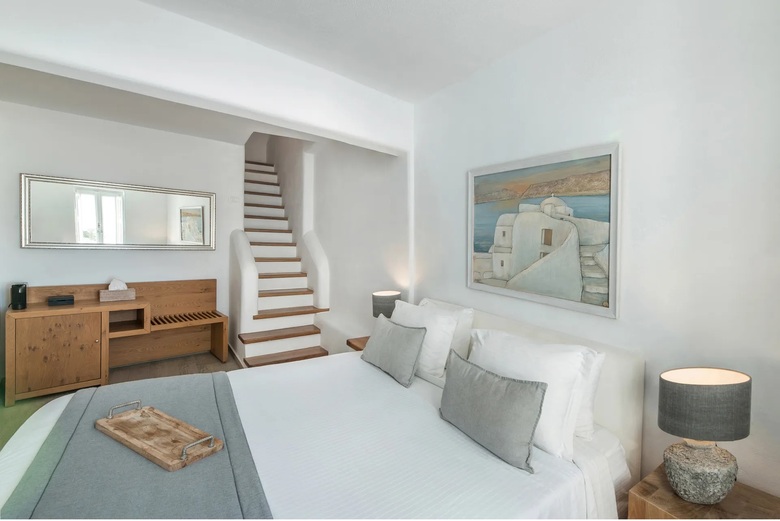 Hotel Aqua Luxury Suites