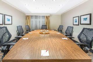Hotel Ramada By Wyndham Cornwall