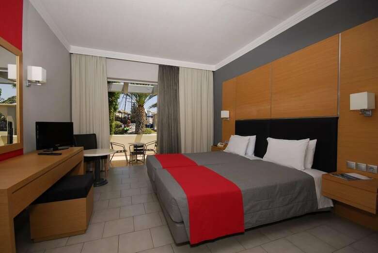 Hotel Kipriotis Village Resort