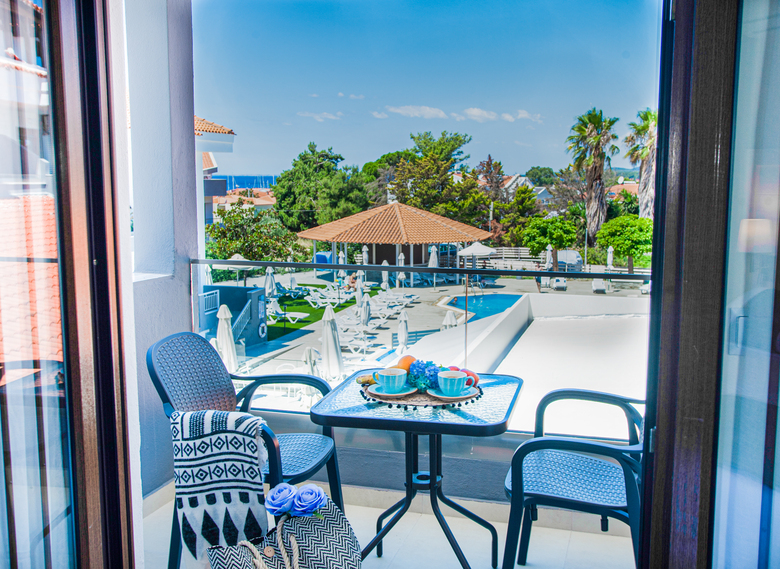 Hotel Acrotel Lily Ann Village