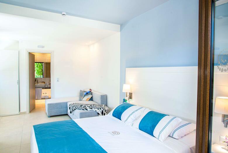 Hotel Acrotel Lily Ann Village