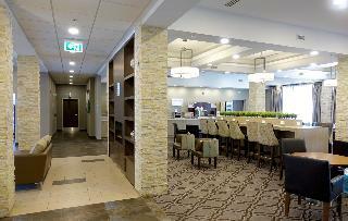 Hotel Holiday Inn Express And Suites Oshawa Downtown