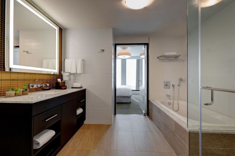 Hotel X Toronto By Library Hotel Collection