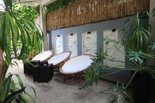 Hotel Frangipani Villa 60s
