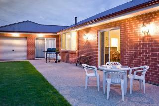 Hotel All Seasons  Escape Port Elliot