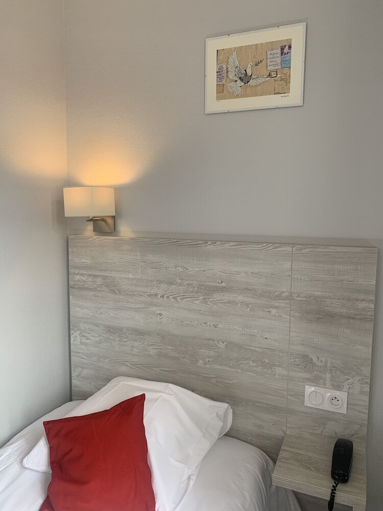 Hotel Suisse Et Bordeaux