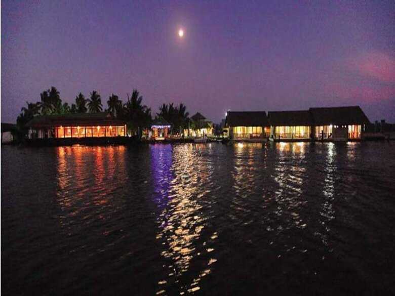 Hotel The Pride Emarald Alappuzha