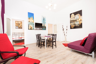 Like Home-city Centre-style Apartments