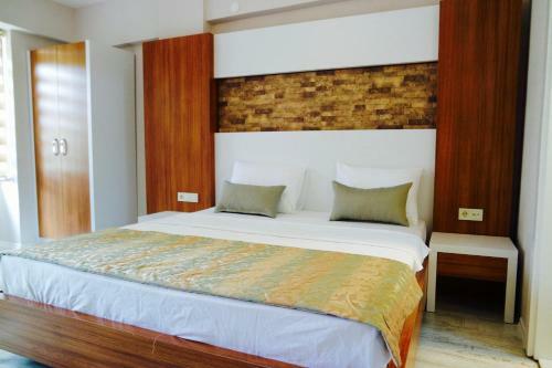 Ale Hotel