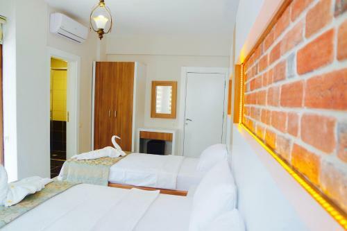 Ale Hotel