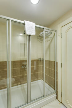 Sherwood Prize Hotel