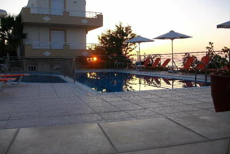 Hotel Sunrise Apartments