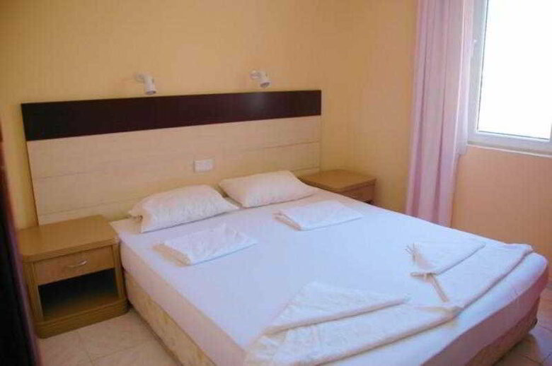 Mediterranean Garden Apart Hotel