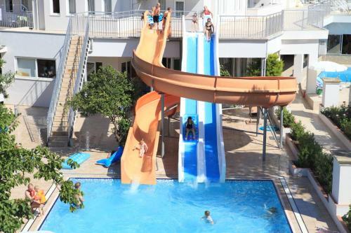 Apartamento Catty Cats Garden Hotel