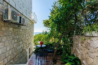 Hotel Guest House Villa Nina