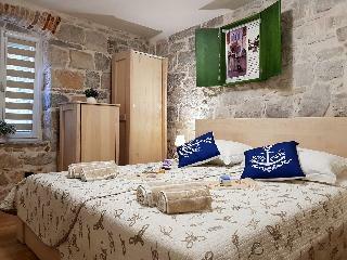 Hotel Villa Nautica Stone House