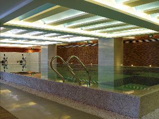 Onehome Art Hotel - Berkesy Residence