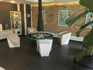 Art Hotel Moon Garden