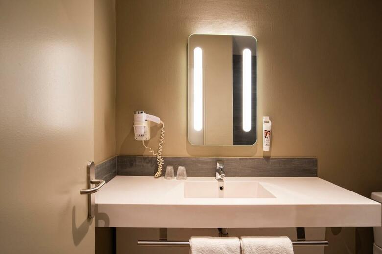 Hotel Ibis Paris Tour Montparnasse 15�me