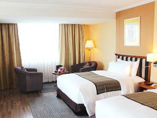 Hotel Mercure Mandalay Hill Resort