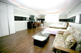 E Cheonan Hotel