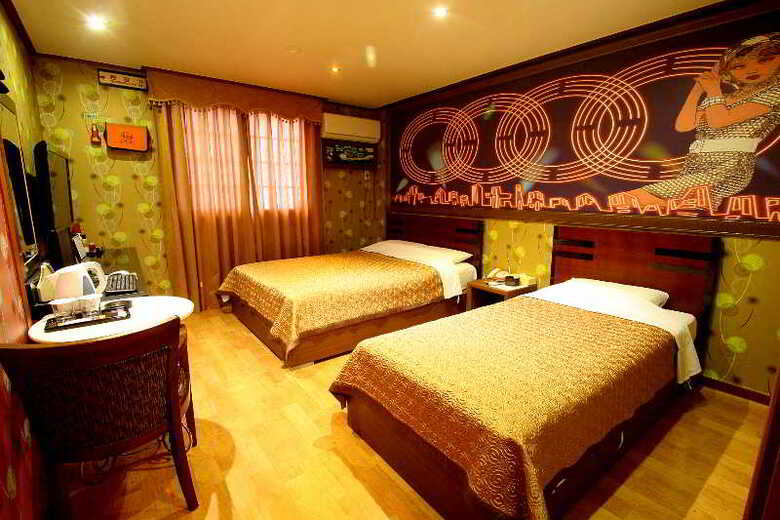 Goodstay Ej Hotel