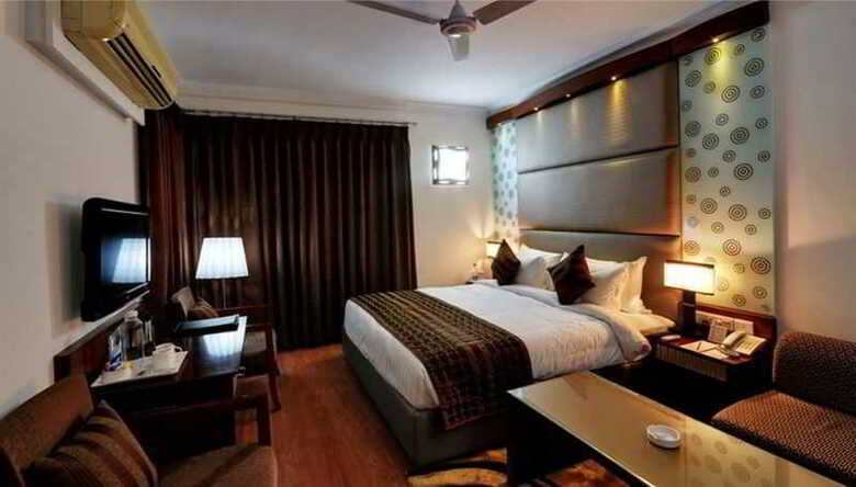 Hotel Nami Residency