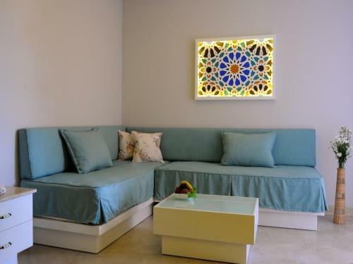 Sea Breeze Hotel And Apartments