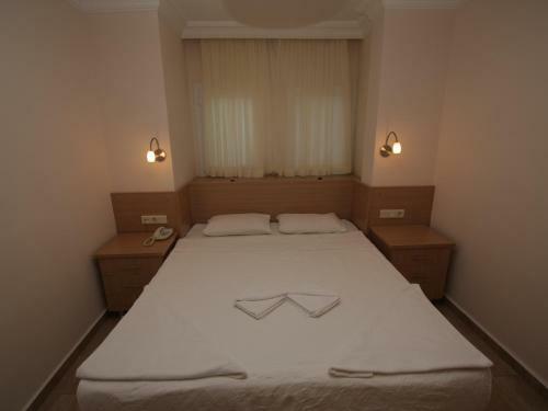 Sea Breeze Hotel And Apartments