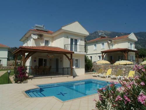 Sea Breeze Hotel And Apartments