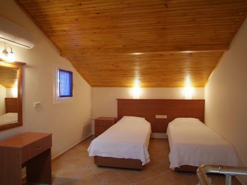 Sea Breeze Hotel And Apartments