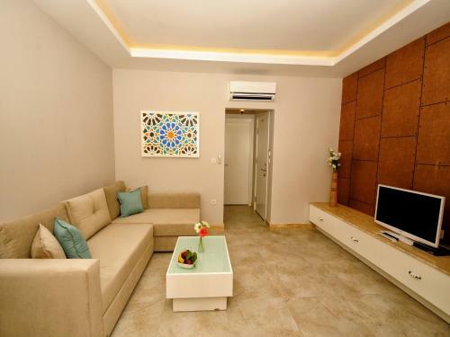Sea Breeze Hotel And Apartments