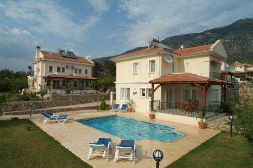 Sea Breeze Hotel And Apartments