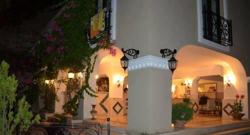 Paradise Garden Hotel