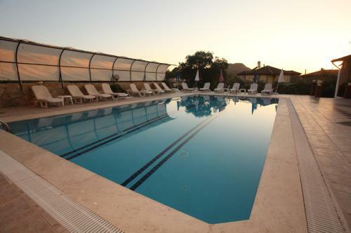 California Apart Hotel
