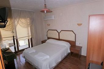 Rebetika Hotel